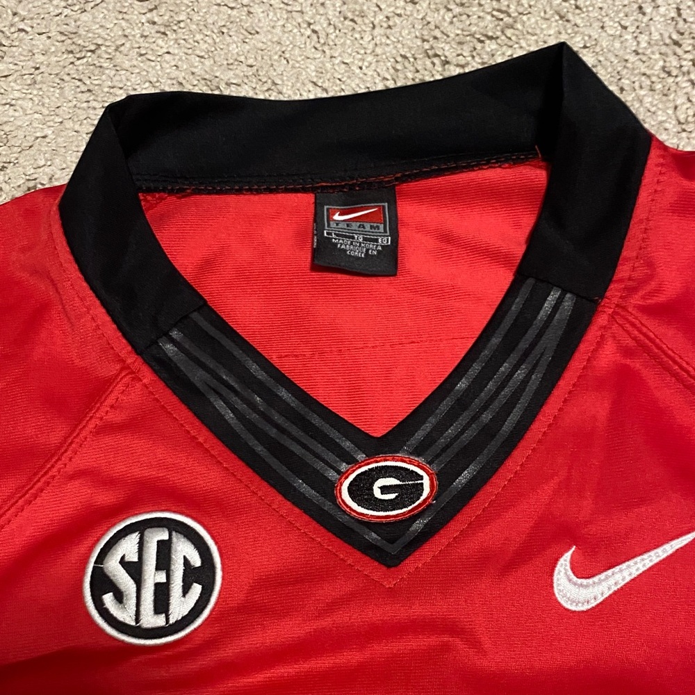 Nike Red Georgia Bulldogs #34 Walker Football Jersey with Black Trim - Picture 6 of 9